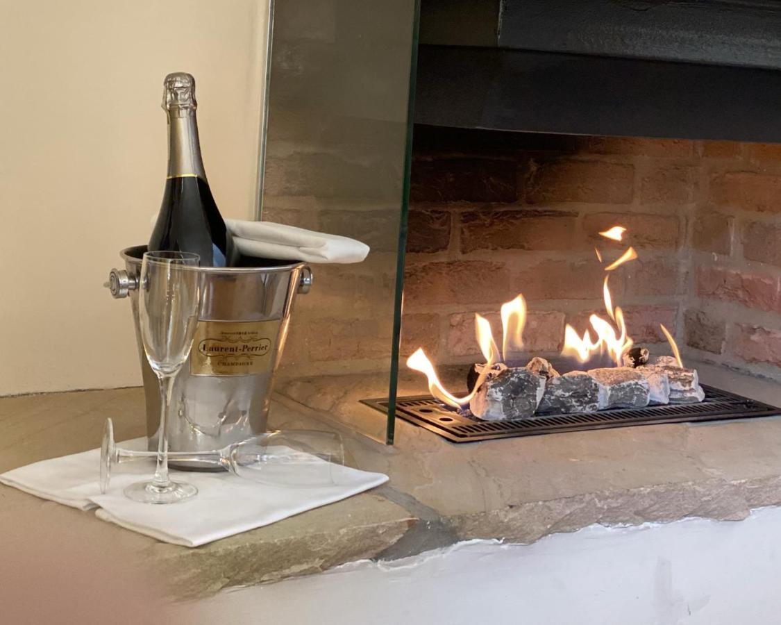 The Carpenters Arms Hotel Felixkirk Екстериор снимка