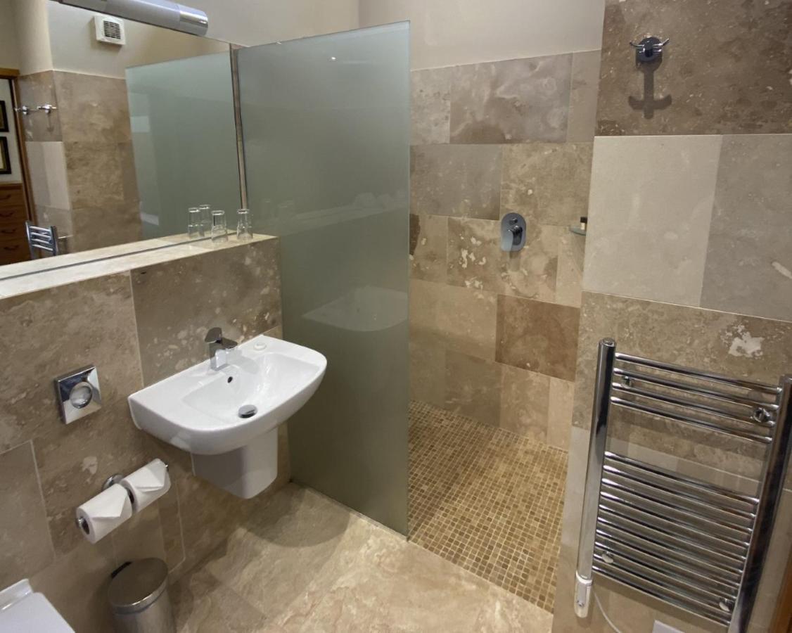 The Carpenters Arms Hotel Felixkirk Екстериор снимка