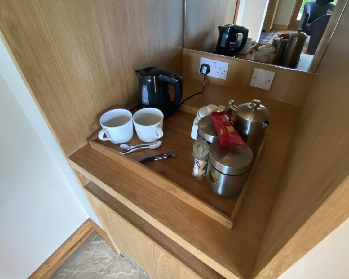 The Carpenters Arms Hotel Felixkirk Екстериор снимка