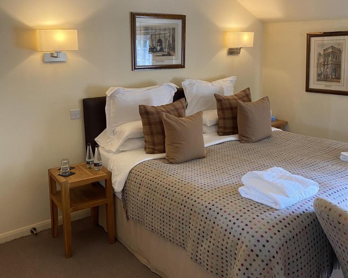 The Carpenters Arms Hotel Felixkirk Екстериор снимка